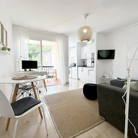 Tamarells Pinaret 350m To The By Js *