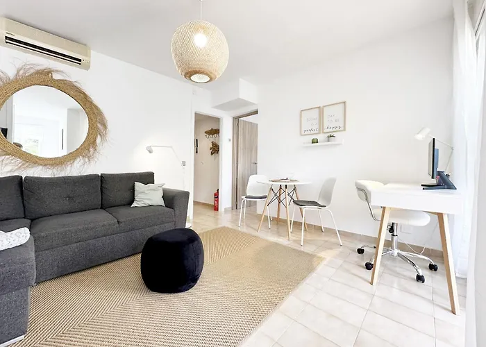 Apartamento Tamarells Pinaret 350m To The By Js Port de Pollença