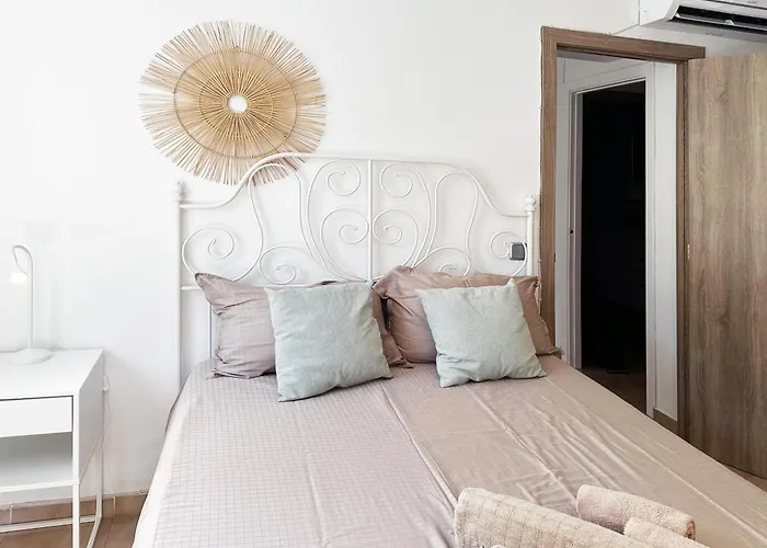 Appartement Tamarells Pinaret 350m To The By Js