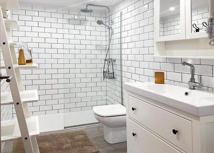 Tamarells Pinaret 350m To The By Js Apartamento *