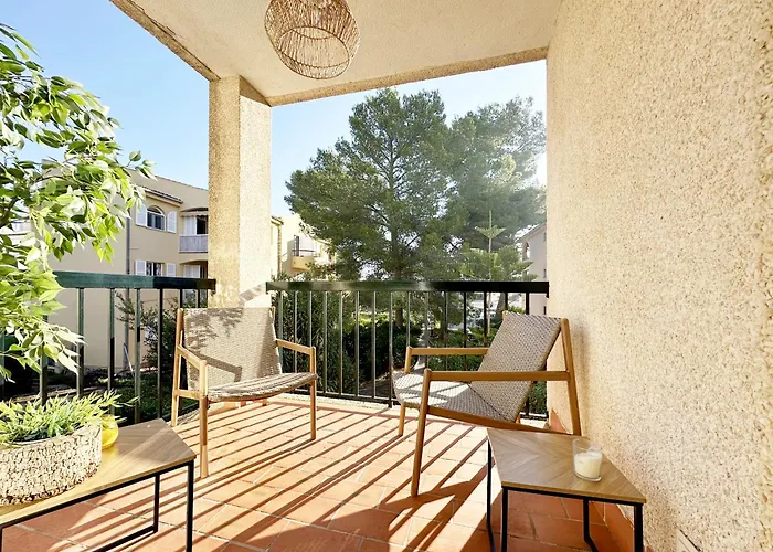 Tamarells Pinaret 350m To The By Js *