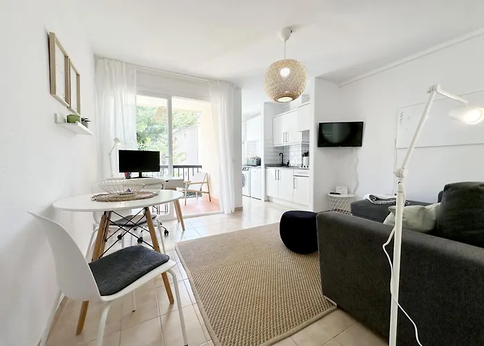 Tamarells Pinaret 350m To The By Js *